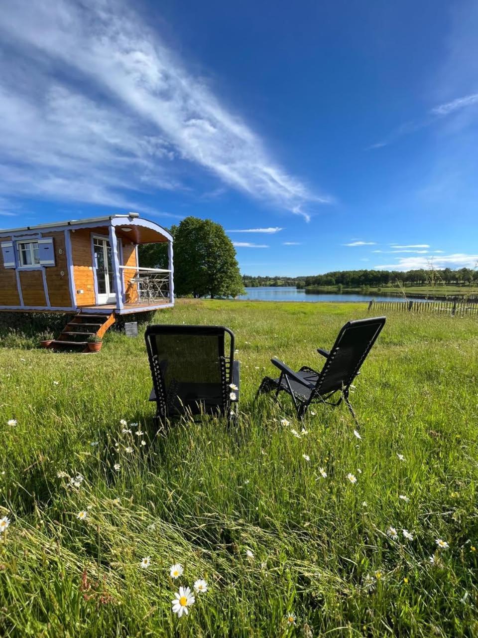 Les Logements Insolites De La Base Nautique Verneuil  Екстериор снимка